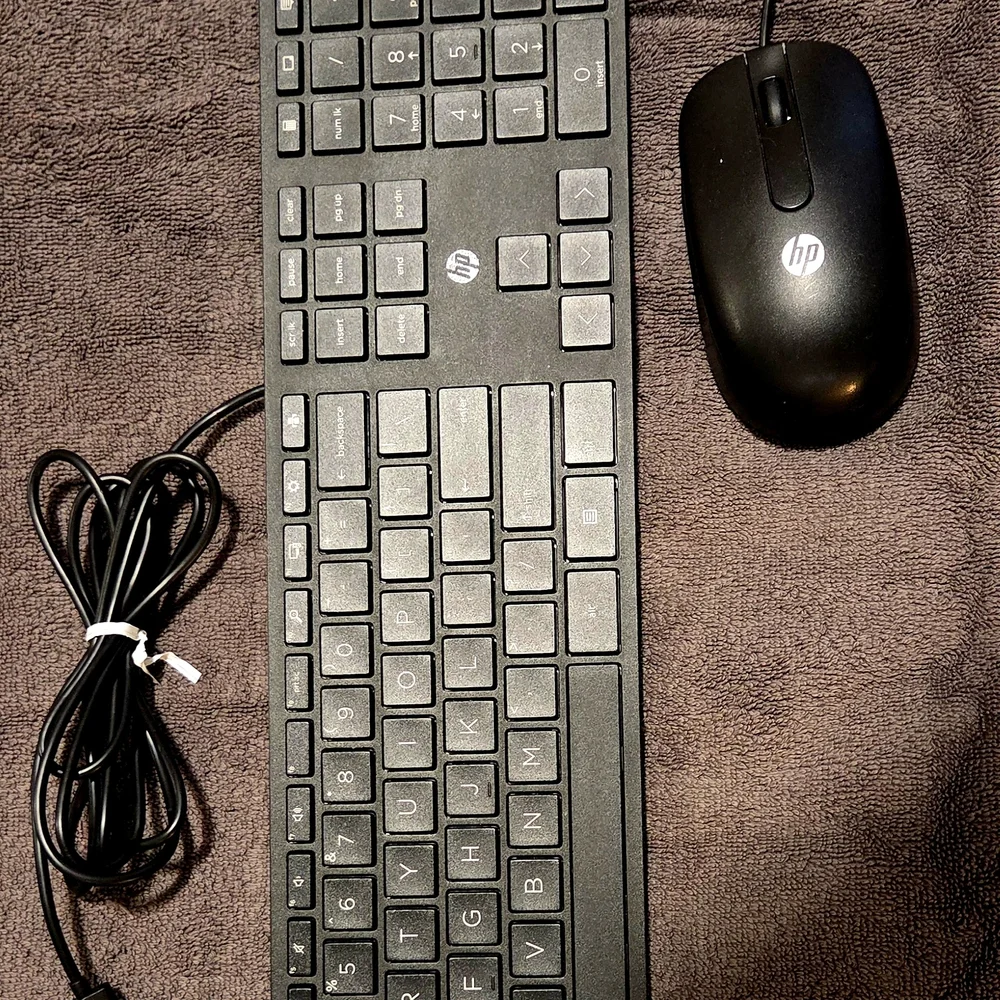 HP Black Wireless Keyboard and Mouse Set